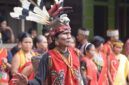 Pemandangan megah Bukit Kelam, monolit raksasa yang menjulang tinggi di tengah hamparan hutan Kalimantan, menawarkan pesona alam dan misteri legenda. Para pendaki dapat menikmati panorama menakjubkan dari puncaknya.